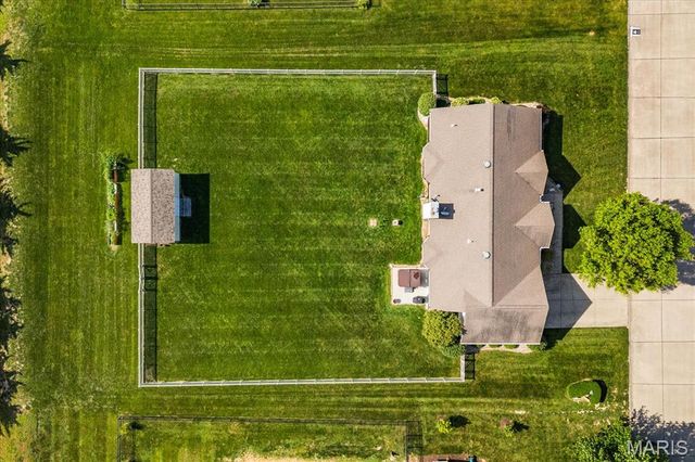 4916 Granite Drive, Smithton, IL 62285