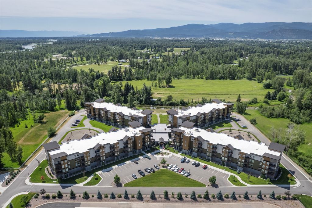 100 Woodlands Way P404, Kalispell, MT 59901 photo 3