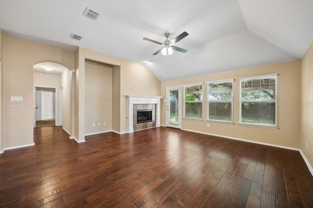 1552 Sleepy Hollow Drive, Allen, TX 75002