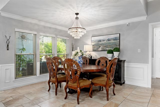 5835 Mapleshade Lane, Dallas, TX 75252