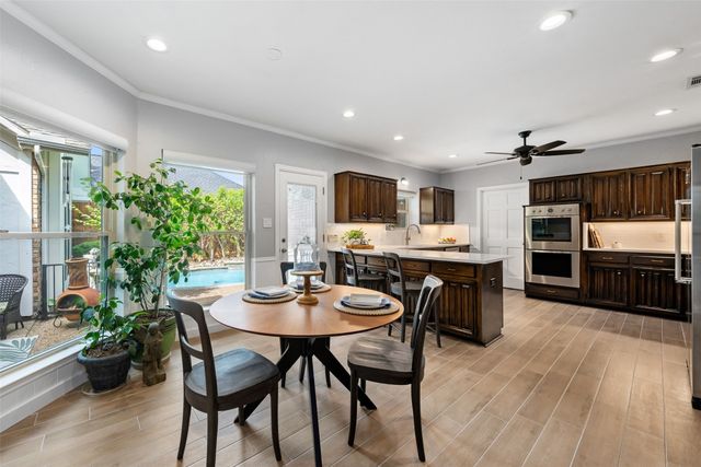 5835 Mapleshade Lane, Dallas, TX 75252