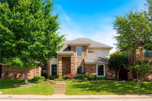 5835 Mapleshade Lane, Dallas, TX 75252
