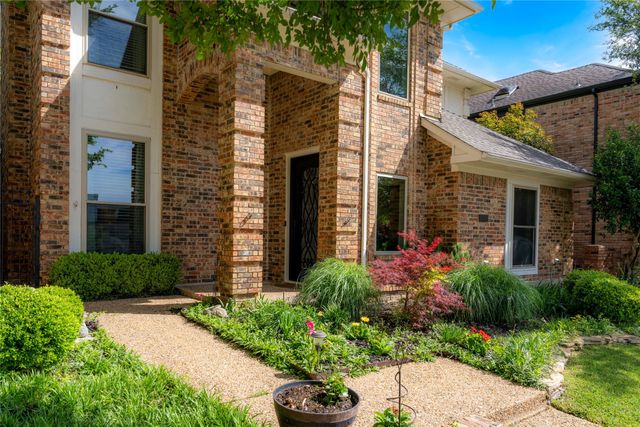 5835 Mapleshade Lane, Dallas, TX 75252