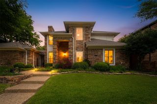 5835 Mapleshade Lane, Dallas, TX 75252