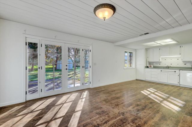 17926 Lasso Loop, Penn Valley, CA 95946