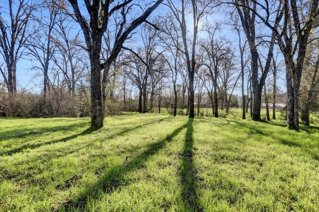 17926 Lasso Loop, Penn Valley, CA 95946