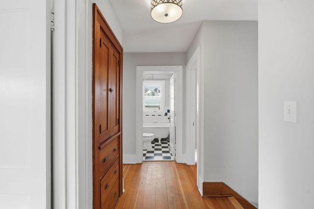 2620 Aldrich Avenue S, Minneapolis, MN 55408