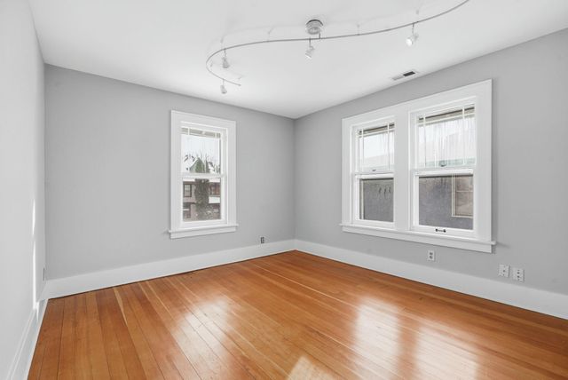 2620 Aldrich Avenue S, Minneapolis, MN 55408