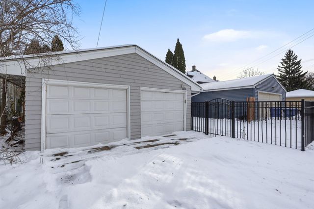 2620 Aldrich Avenue S, Minneapolis, MN 55408