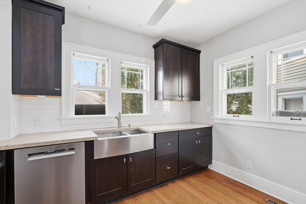 2620 Aldrich Avenue S, Minneapolis, MN 55408