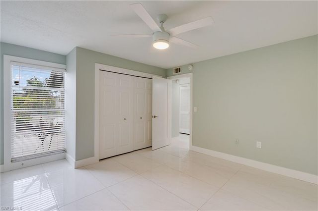 4100 Lakewood BLVD F30, Naples, FL 34112