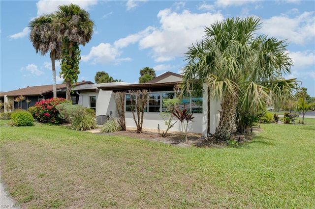 4100 Lakewood BLVD F30, Naples, FL 34112