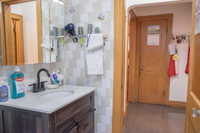 2418 Oak Park Avenue, Berwyn, IL 60402