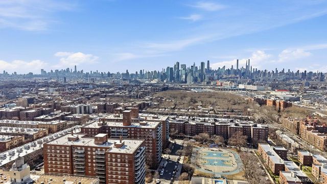 52-40 39th Drive 2B, Woodside, NY 11377
