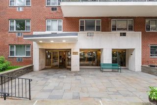 52-40 39th Drive 2B, Woodside, NY 11377