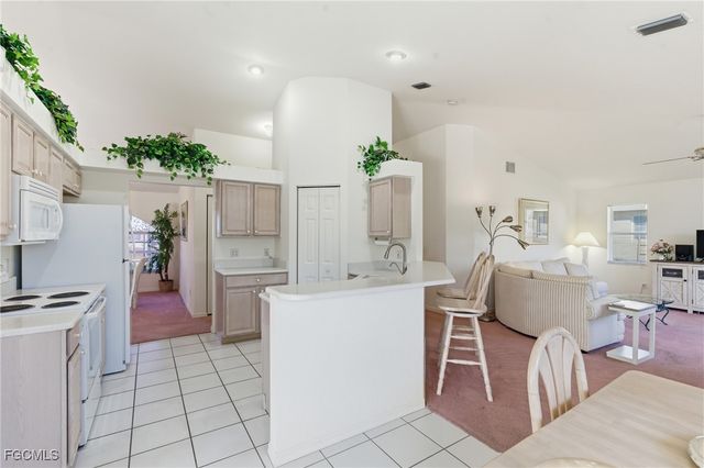 5245 SW 19th PL, Cape Coral, FL 33914