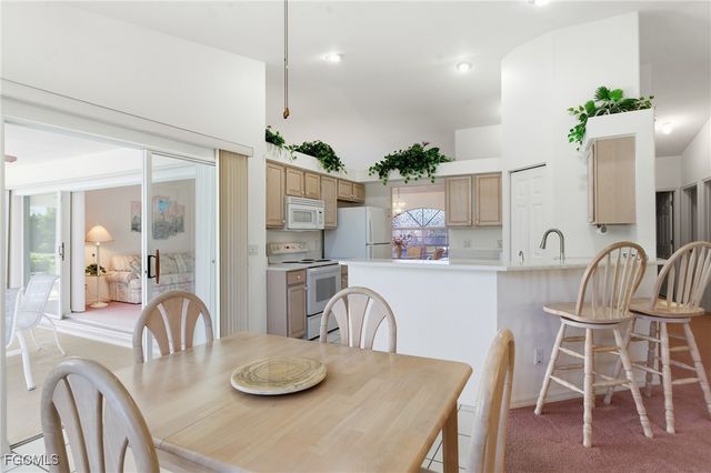 5245 SW 19th PL, Cape Coral, FL 33914