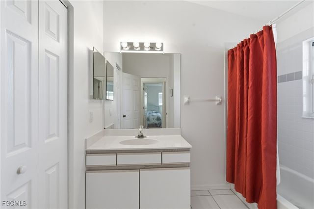 5245 SW 19th PL, Cape Coral, FL 33914