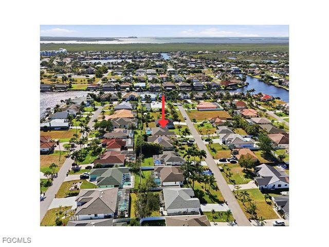 5245 SW 19th PL, Cape Coral, FL 33914