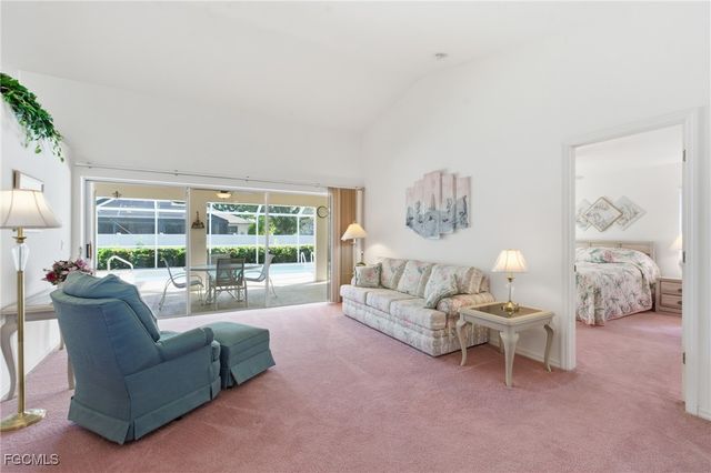 5245 SW 19th PL, Cape Coral, FL 33914