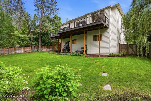 3827 E BELLERIVE LN, Spokane, WA 99223