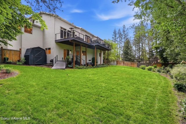 3827 E BELLERIVE LN, Spokane, WA 99223
