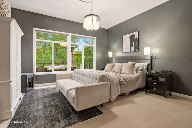 3827 E BELLERIVE LN, Spokane, WA 99223