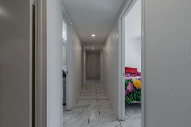 2721 W Oakdale Road, Irving, TX 75060