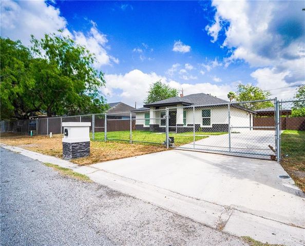 504 San Antonio Circle, Alamo, TX 78516