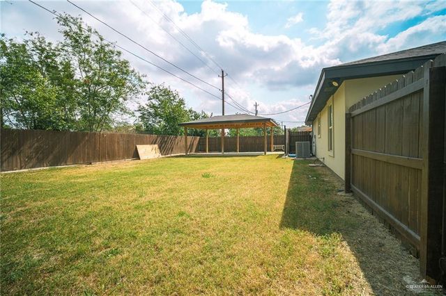 504 San Antonio Circle, Alamo, TX 78516