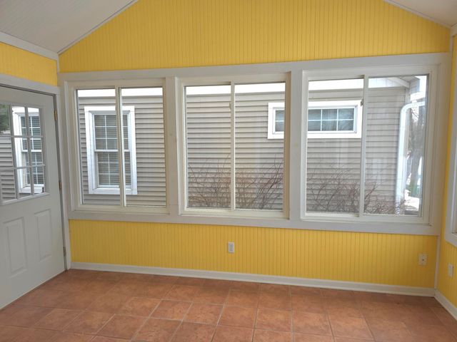 139 Shorewood Drive, Michigan City, IN 46360