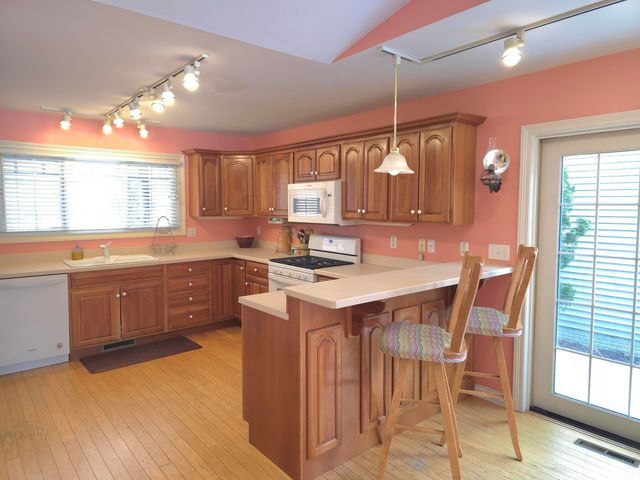 139 Shorewood Drive, Michigan City, IN 46360