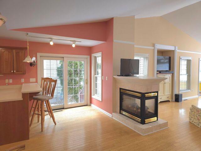 139 Shorewood Drive, Michigan City, IN 46360