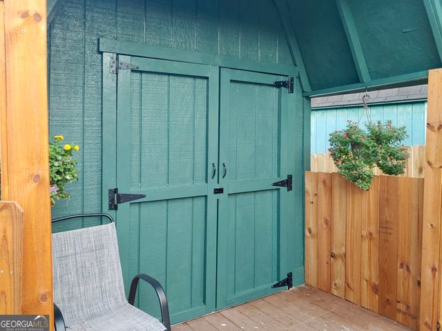 16 Dutchman Way, Cleveland, GA 30528