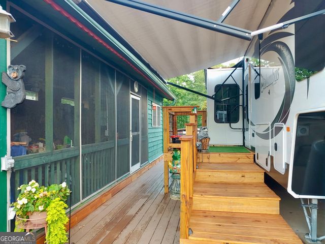 16 Dutchman Way, Cleveland, GA 30528