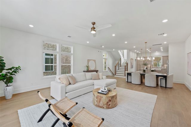 5407 Dickson, Houston, TX 77007