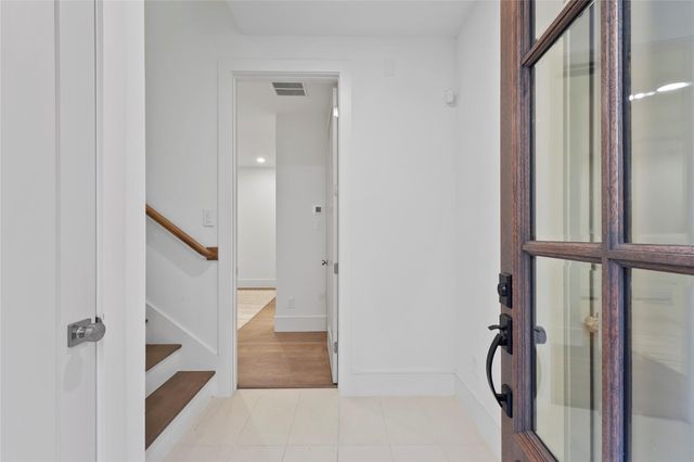 5407 Dickson, Houston, TX 77007