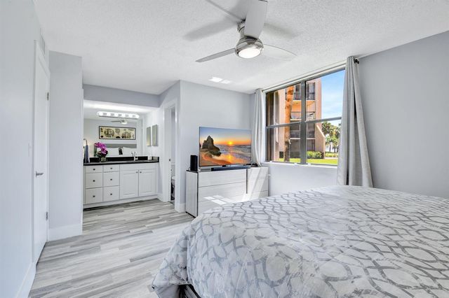 2255 Lindell Boulevard 4103, Delray Beach, FL 33444