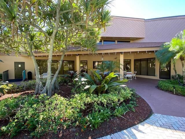 2255 Lindell Boulevard 4103, Delray Beach, FL 33444