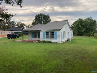 239 Cryer Road SE, Hartselle, AL 35640