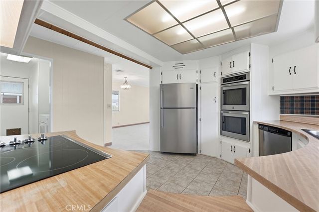 28823 Via Roja, Murrieta, CA 92563