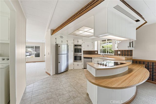 28823 Via Roja, Murrieta, CA 92563