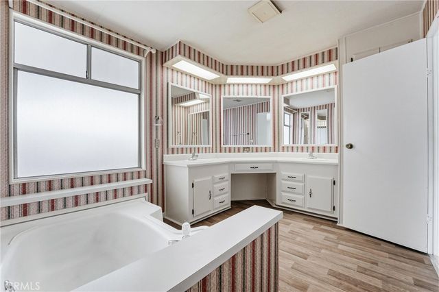 28823 Via Roja, Murrieta, CA 92563