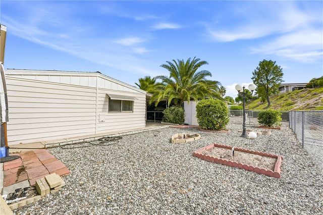 28823 Via Roja, Murrieta, CA 92563