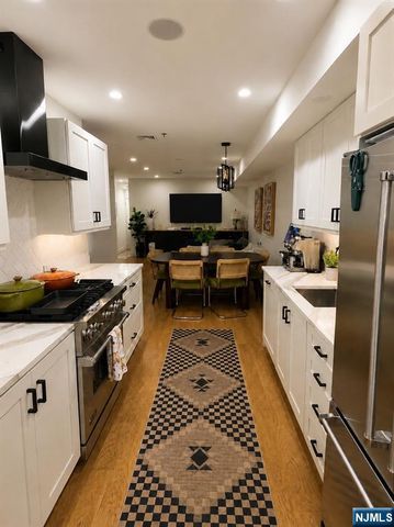 226 Park Avenue 1, Hoboken, NJ 07030