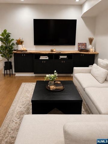 226 Park Avenue 1, Hoboken, NJ 07030