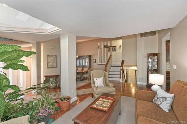 44 Corsa Street, Dix Hills, NY 11746