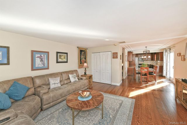 44 Corsa Street, Dix Hills, NY 11746