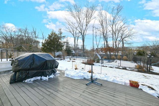 44 Corsa Street, Dix Hills, NY 11746