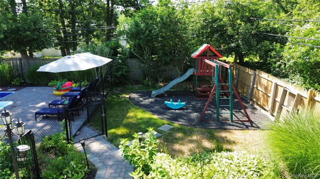 44 Corsa Street, Dix Hills, NY 11746